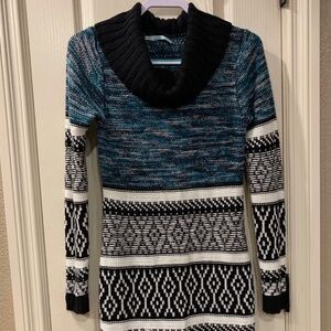 Women's Size Medium Long Sleeve Sweater Dress - Maurices